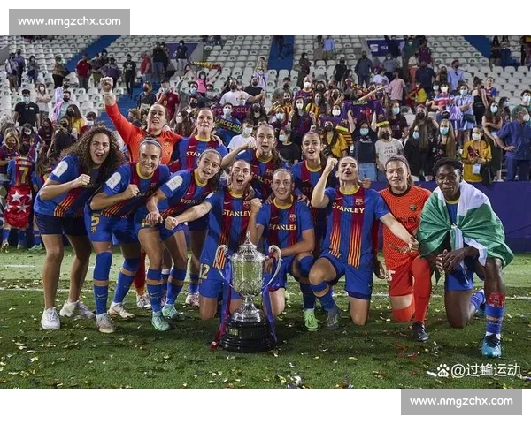 那不勒斯迎战阿尔克欧战焦点对决实力与战术全面解析关键之夜谁能掌控比赛节奏