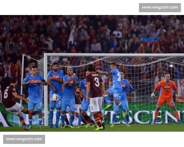 罗马主场迎战克卢日力争胜利 激烈对决引发球迷热烈关注